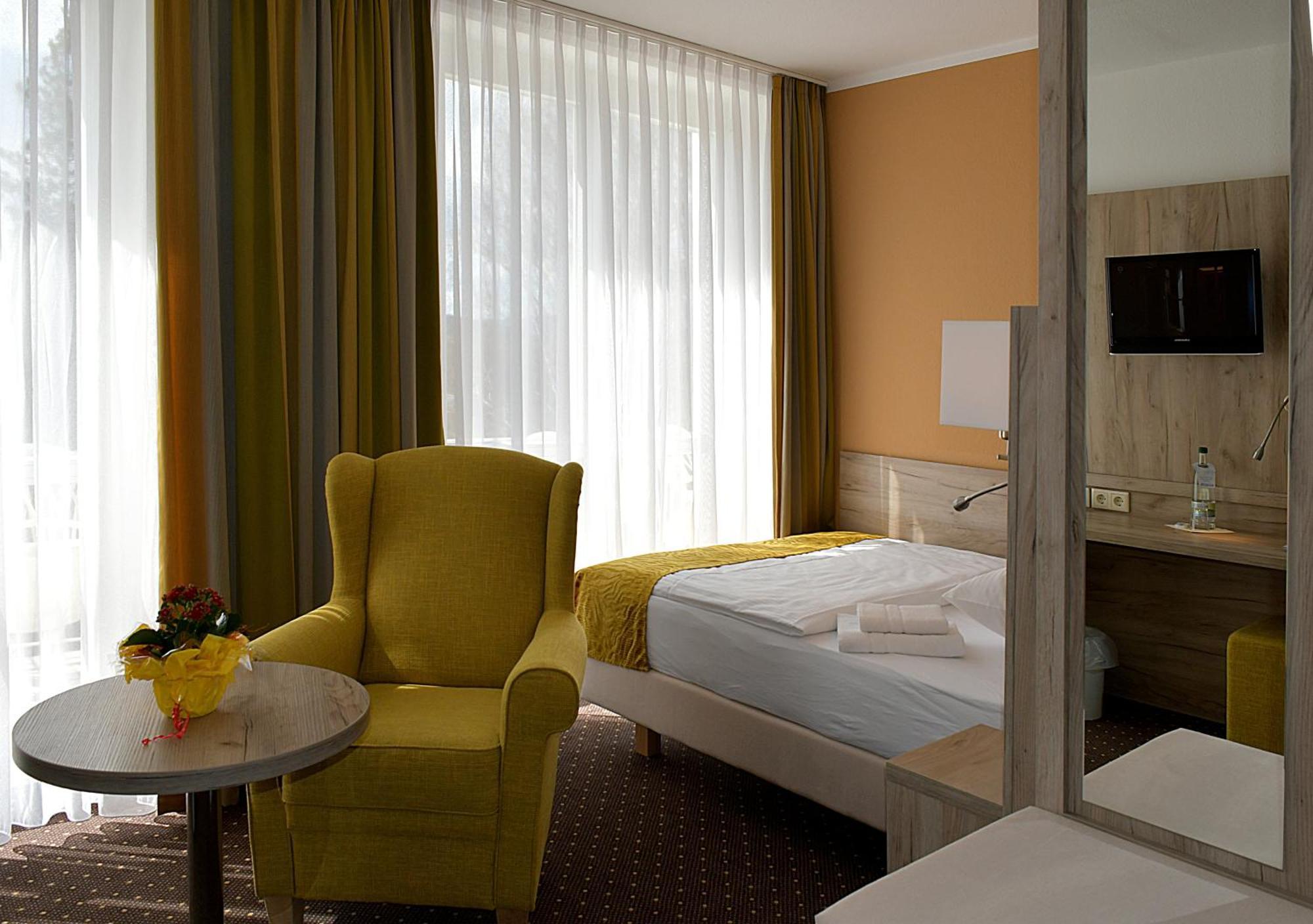 Akzent Hotel Am Burgholz Tabarz Exterior foto